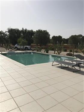 Pool-Villa in Serranova