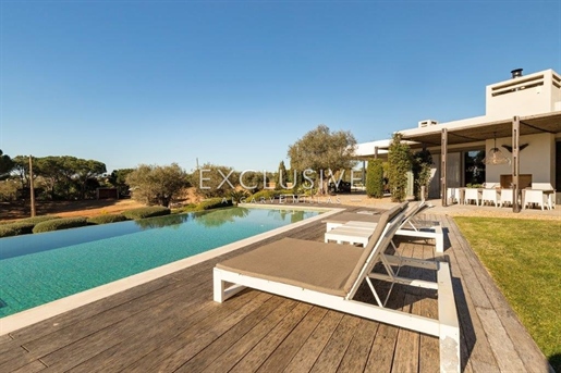 Propriété équestre avec une villa moderne de luxe à vendre à Porches, Algarve