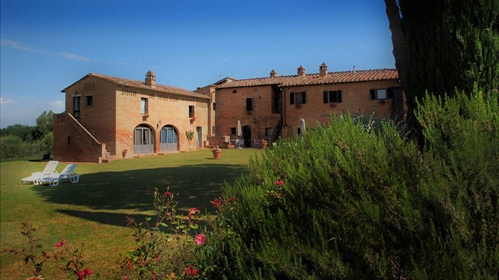 Costalpino, Siena, Rustic farmhouse for sale of 650 Sq. Mt., Restored, Heating Individual 