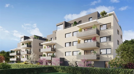The residence "Les pavillons d'Adèle" is ideally located in the western part of Thonon in 