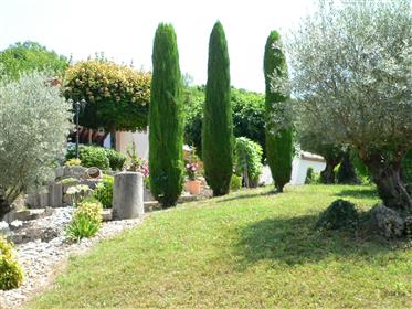 1 hour from Bordeaux, Elegance and comfort for this "Tuscan" paradise