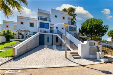 Modern 3 Bed Townhouse,   - Pph1532