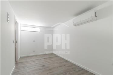Modern 3 Bed Townhouse,   - Pph1532