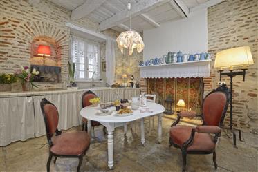 Chambres d'hôtes en activité, centre historique de Cahors