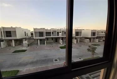 Ready 3 bedroom villa | Corner Unit 