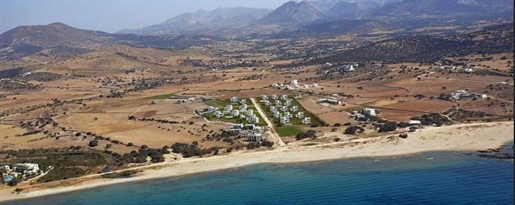 Villa for sale in Naxos island. Front sea!