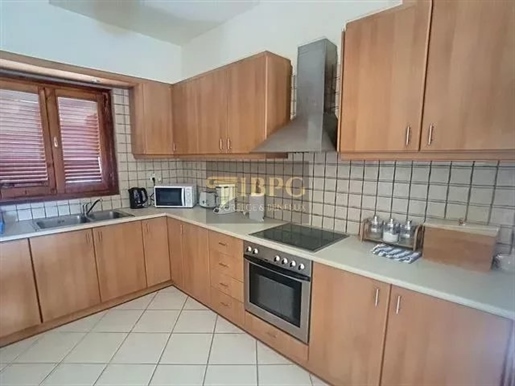Maisonette for sale in Porto Cheli with seaview. The house has 3 levels, 3 bedrooms, 3 bathrooms and