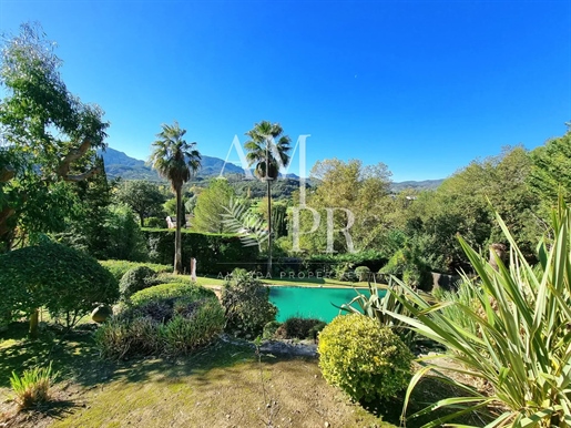 Villa Provençale avec Vue Panoramique sur Le Massif de L'Estérel et Le Golf De Barbossi