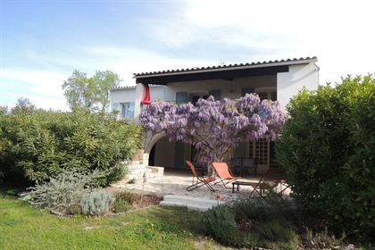 Uzes Town Center Within Feet - House on 2 levels of approx. ...
