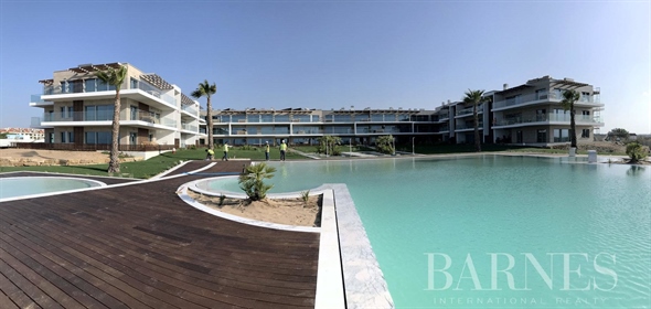 Apartamento com 2 quartos com piscina e jardim na Praia do Sal