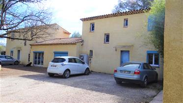 2 casas na Provença