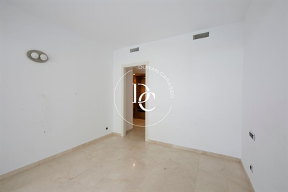 Fantastic ground floor in the exclusive residential complex of Parc de Mar in front of the