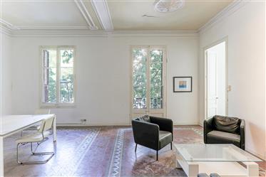 Magnífico piso de 137m2 A Reformar en eixample