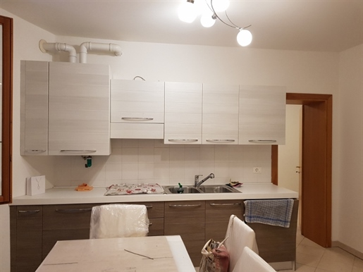 Apartment: 90 m²