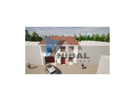 Casa antigua para recuperar con 2 frentes - Carvalhos - Pedroso