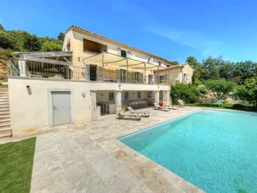 Magnificient bastide with exceptional panoramic views on the St Clément Valley