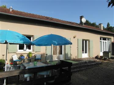 Traditional 3 bed detached character property