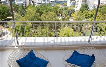Park view penthouse in center of Athens