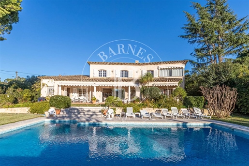 Antibes - Neo-Provencal Villa - Quiet Area With Swimming Pool