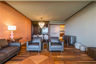 Magnífico Apartamento T4 de Luxo no inédito Savoy Residence | Ilha da Madeira