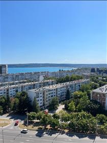 Panoramic four-bedroom apartment in Varna-Bulgaria, Briz reg...