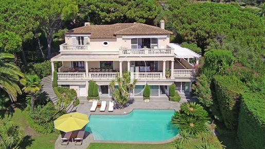 Villa with sea view for sale in Ramatuelle