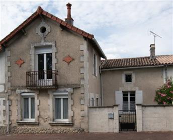 Jonzac area for sale Stone house 4 bedrooms and garden