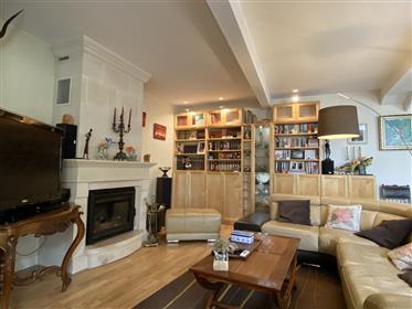 Saintes Rive Gauche Town house with 4 bedrooms, garages, ter...