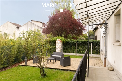 Val de Marne : charmante maison rénovée de 170 m² entourée de son jardin de 535 m²
