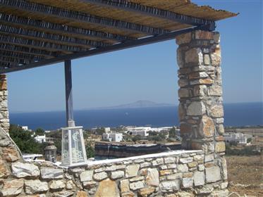 Apartamento com vista mar e piscina na ilha de Paros das Cíc...