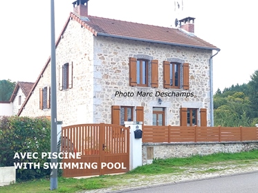 Detached renovated house, 3 bedrooms, ~ 105m2 of living space, on 270m2 with swimming pool