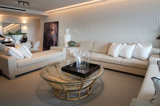 Luxury Two Bedroom Apartment In Insular | Savoy Residences | Funchal |Madeira
