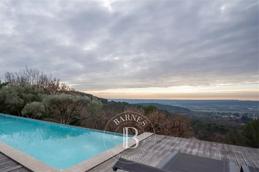 Proche Aix En Provence-Maison Contemporaine-Vue Panoramique-Piscine