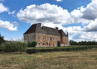 Chateau A Renover