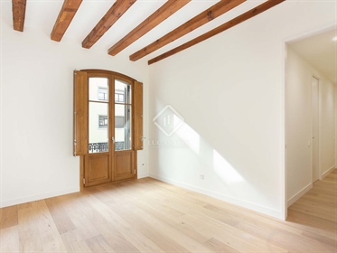 This exceptional apartment is part of a brand new development in central Barcelona. In a l