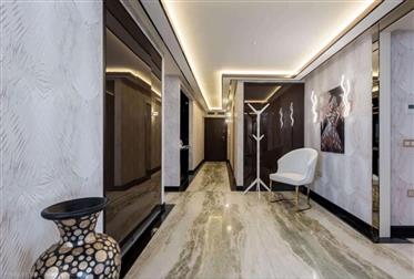Luxury property: 363 m²