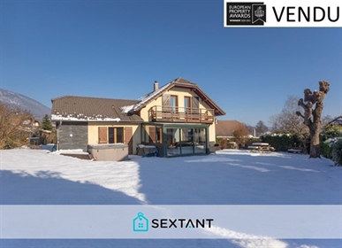 Detached house - 7 rooms - 5 bedrooms - 142 m² living space (+17 m² useful) - land of 815 m²