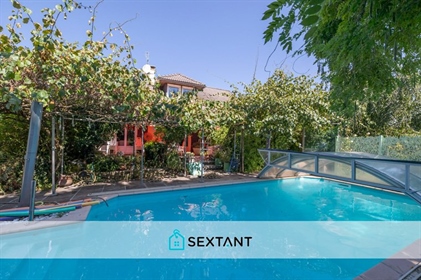 Detached house - 6 rooms - 3 bedrooms - 130 m² (+108 m²) - land of 1251 m²