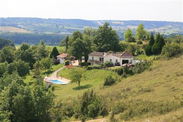 Casa con casas rurales