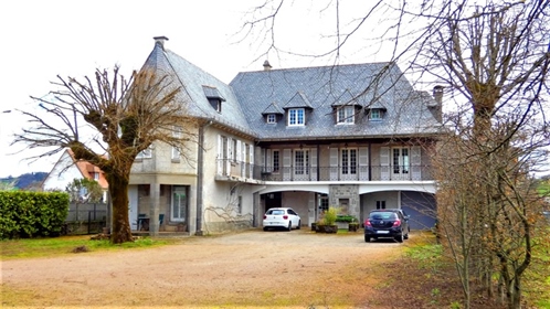 Dpt Cantal (15), for sale Arpajon Sur Cere house P9 of 324 m² - Land of 6,088.00 m²