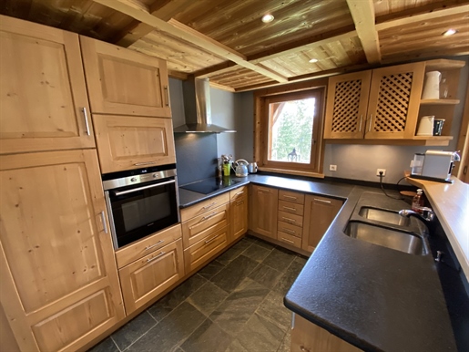 Apartament : 98 m²